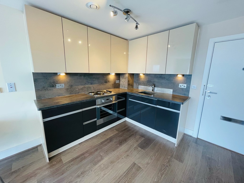 1 bed Apartment for rent in Hampshire. From Martin & Co - Basingstoke 1 bed Apartment for rent in Hampshire. From Martin & Co - Basingstoke