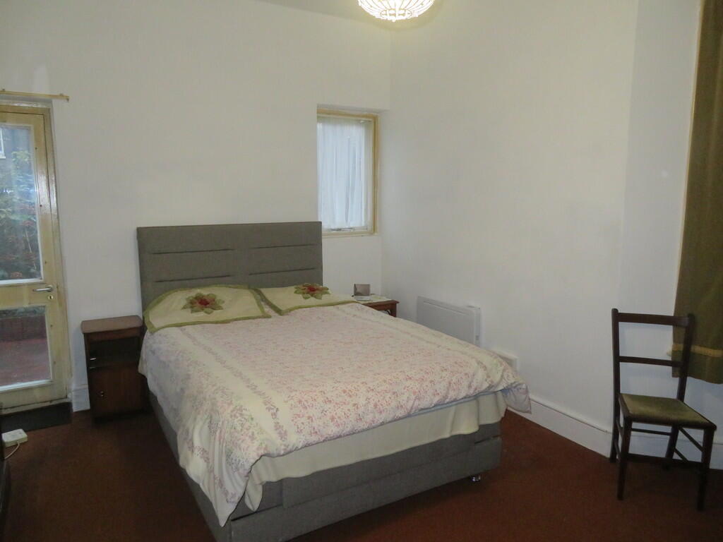 1 bed 1st Floor Flat for rent in Camden Town. From Martin & Co - Camden