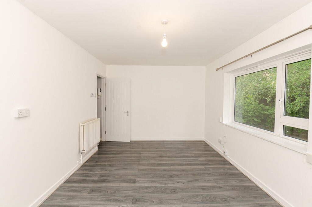 4 bed Studio for rent in Camden Town. From Martin & Co - Camden