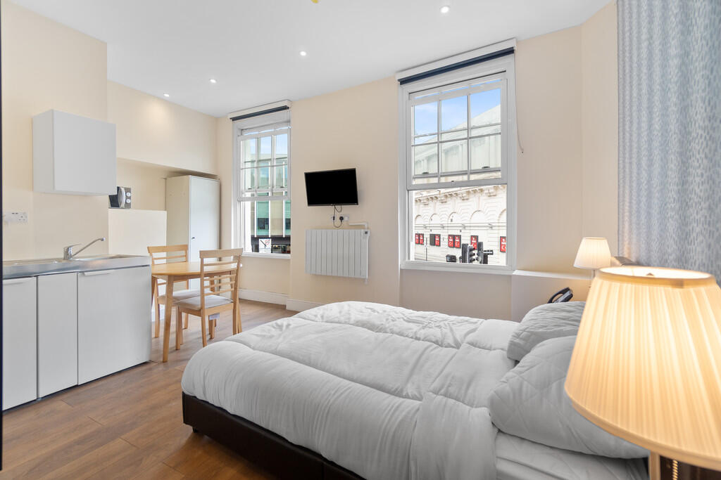 4 bed Studio for rent in Islington. From Martin & Co - Camden