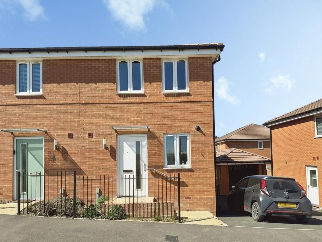 2 bed Semi Detached for rent in . From Martin & Co - Canterbury