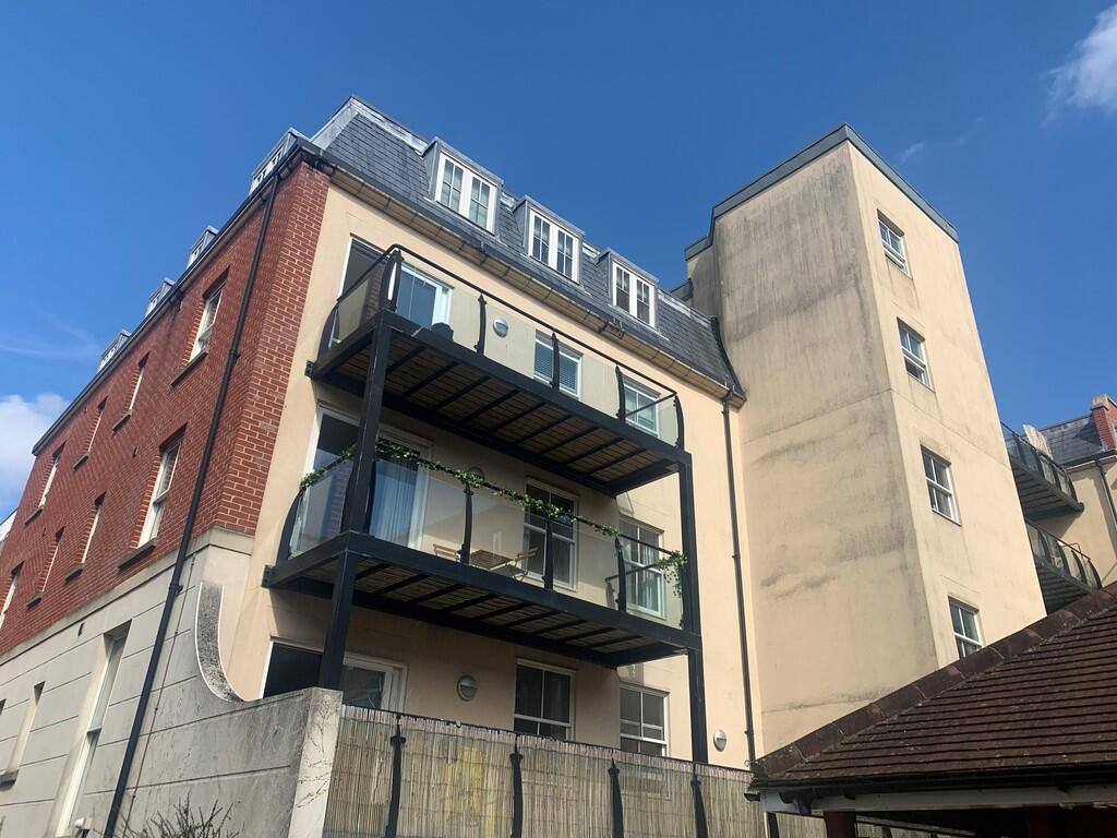 2 bed Apartment for rent in Canterbury. From Martin & Co - Canterbury 2 bed Apartment for rent in Canterbury. From Martin & Co - Canterbury