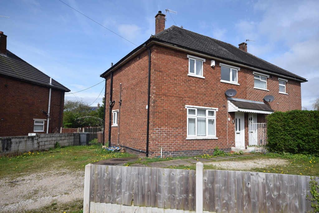 3 bed Semi-Detached House for rent in Staffordshire. From Martin & Co - Stoke on Trent