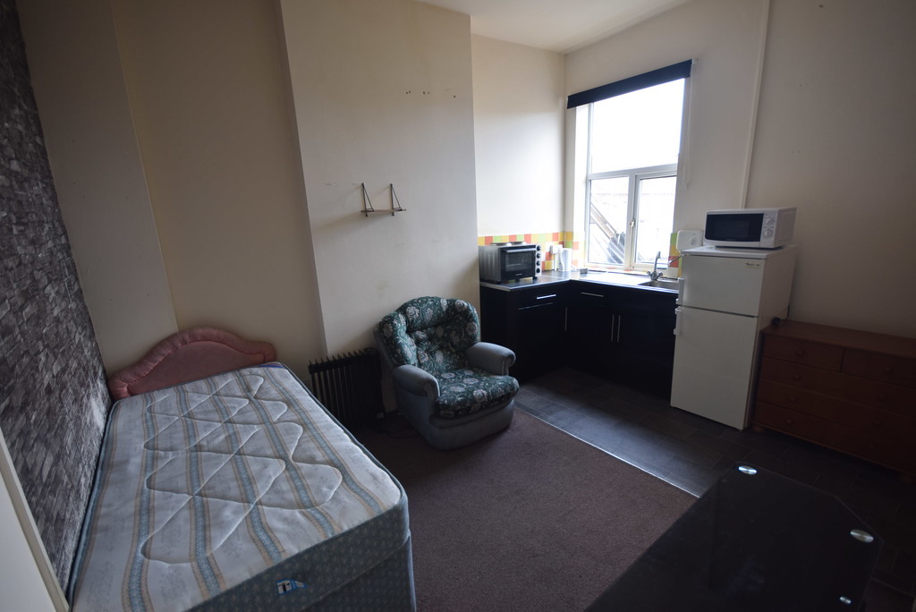 0 bed Studio for rent in Staffordshire. From Martin & Co - Stoke on Trent