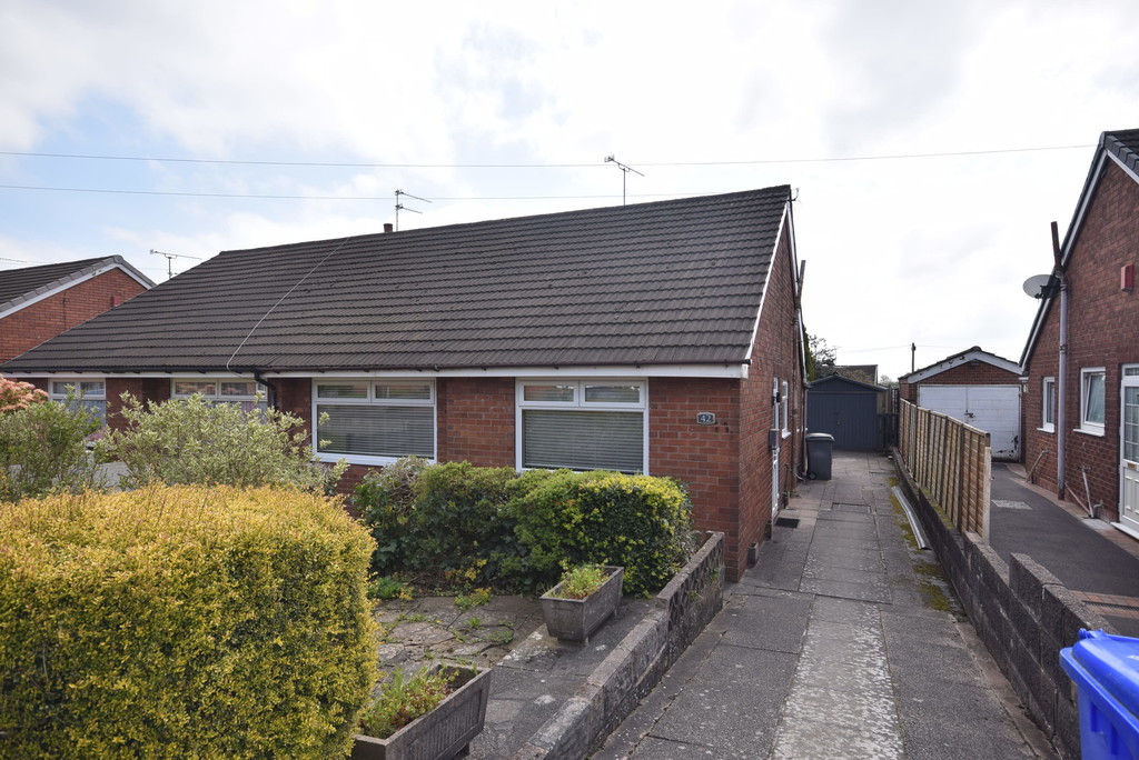 2 bed Semi-detached bungalow for rent in Staffordshire. From Martin & Co - Stoke on Trent