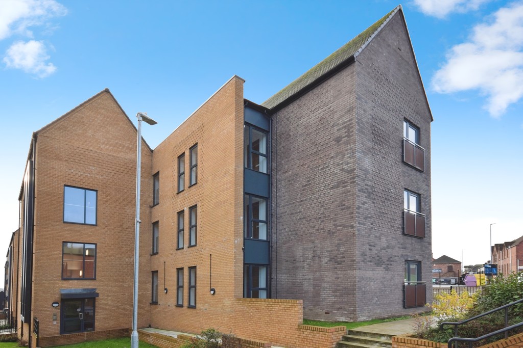 2 bed Apartment for rent in Staffordshire. From Martin & Co - Stoke on Trent