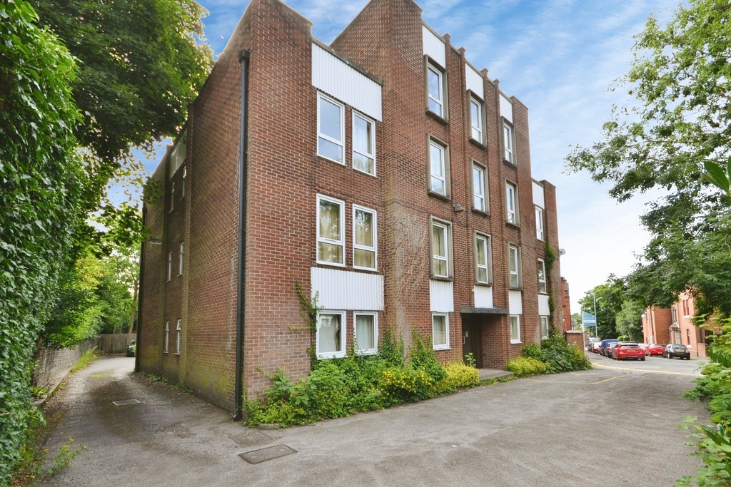 2 bed 1st Floor Flat for rent in Staffs. From Martin & Co - Stoke on Trent