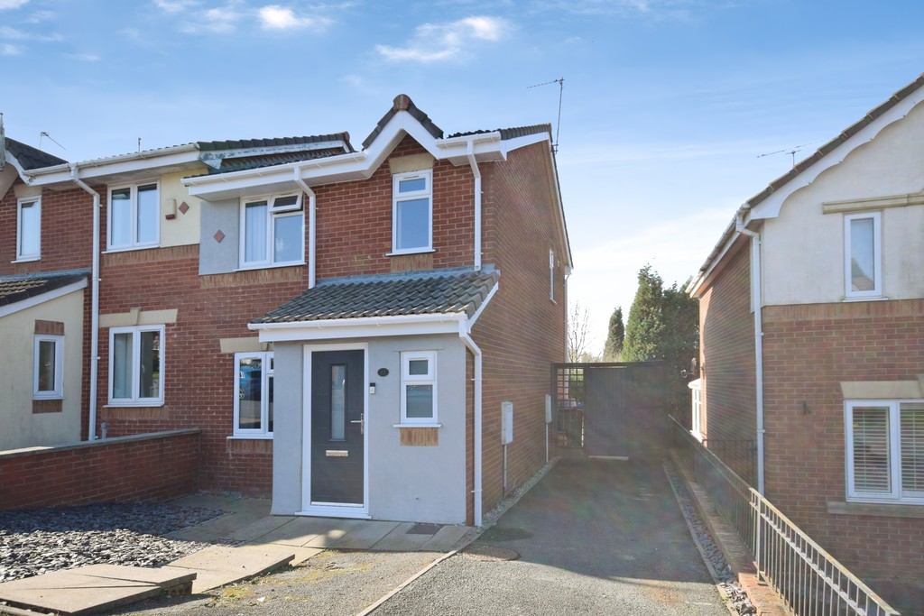 3 bed Semi Detached for rent in Staffordshire. From Martin & Co - Stoke on Trent 3 bed Semi Detached for rent in Staffordshire. From Martin & Co - Stoke on Trent