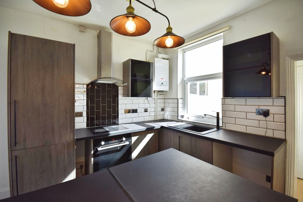 3 bed Mid Terraced House for rent in Staffordshire. From Martin & Co - Stoke on Trent