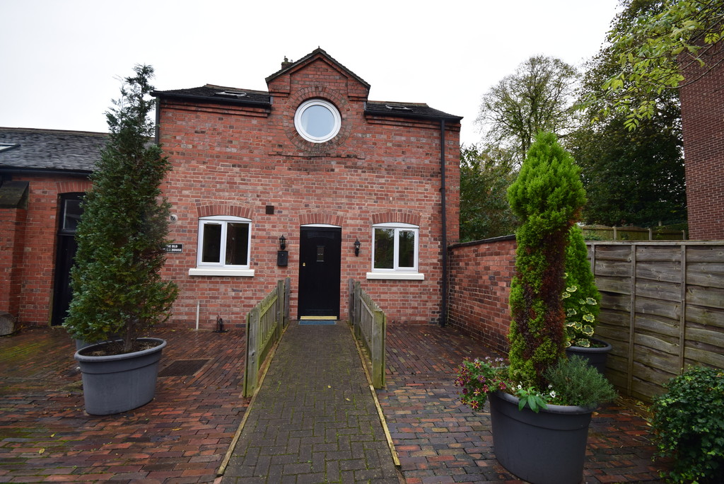 1 bed Cottage for rent in Newcastle-under-Lyme. From Martin & Co - Stoke on Trent