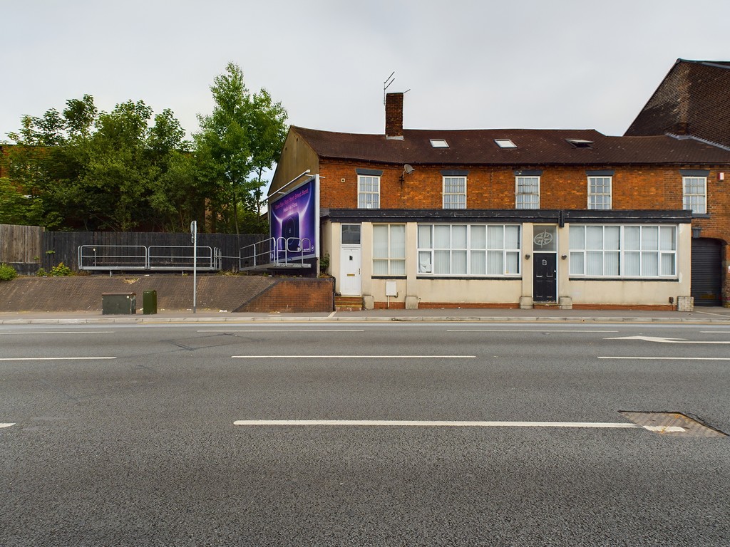 2 bed Mid Terraced House for rent in Staffordshire . From Martin & Co - Stoke on Trent