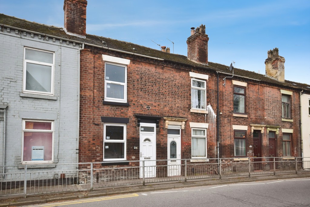 2 bed Mid Terraced House for rent in Staffordshire. From Martin & Co - Stoke on Trent