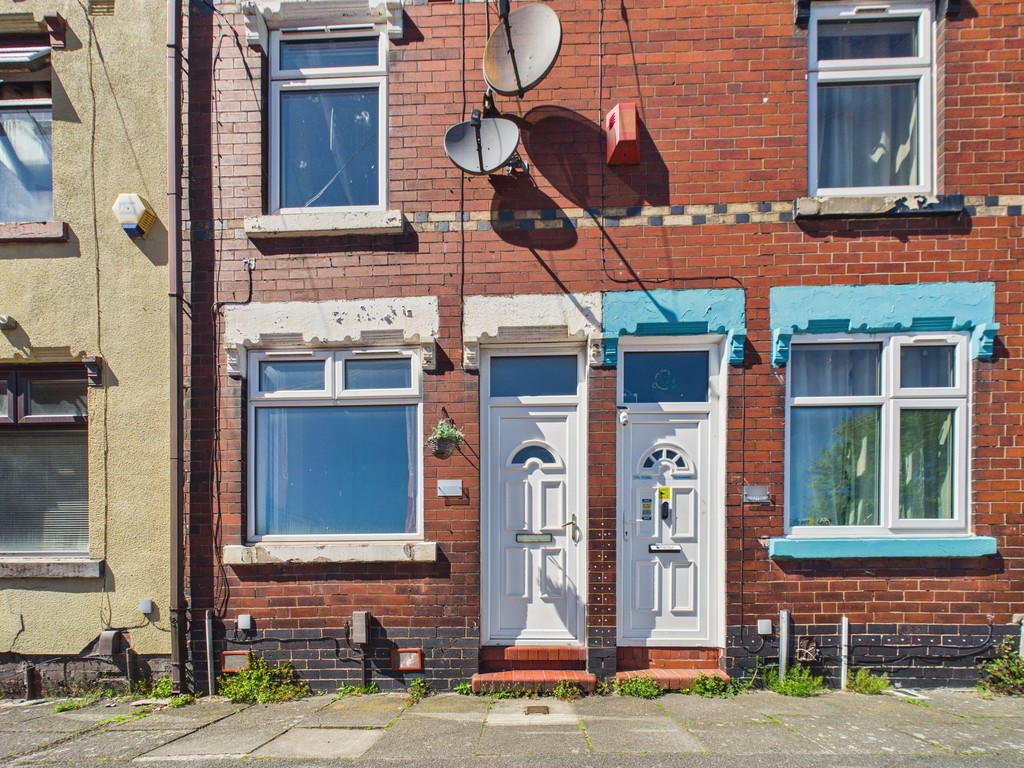 2 bed Mid Terraced House for rent in Stoke-on-Trent. From Martin & Co - Stoke on Trent