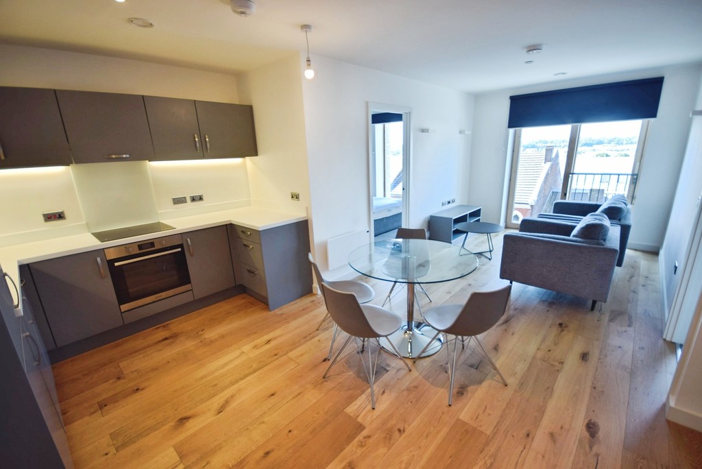 2 bed Apartment for rent in Staffordshire. From Martin & Co - Stoke on Trent