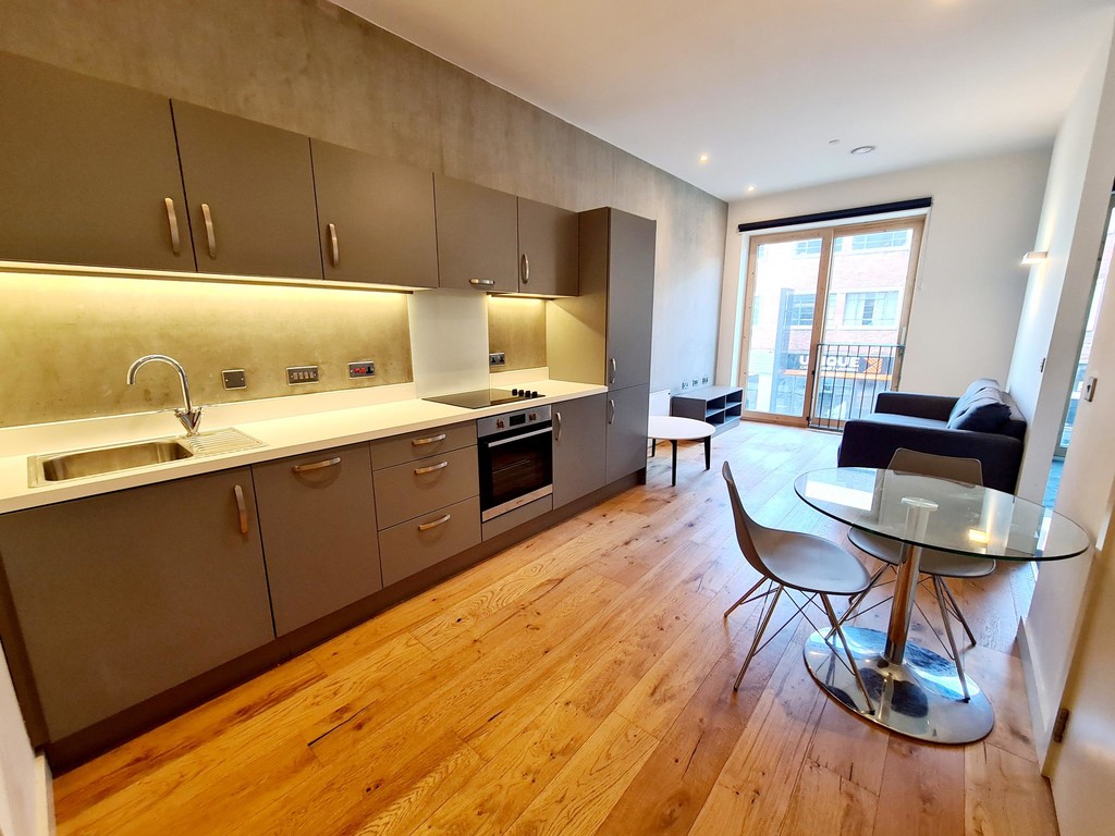 1 bed Studio for rent in Staffordshire. From Martin & Co - Stoke on Trent 1 bed Studio for rent in Staffordshire. From Martin & Co - Stoke on Trent