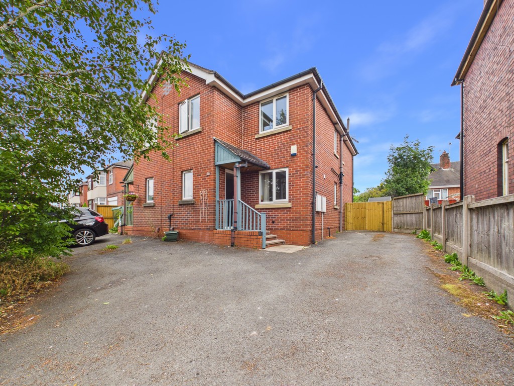 3 bed Semi Detached for rent in Staffordshire. From Martin & Co - Stoke on Trent
