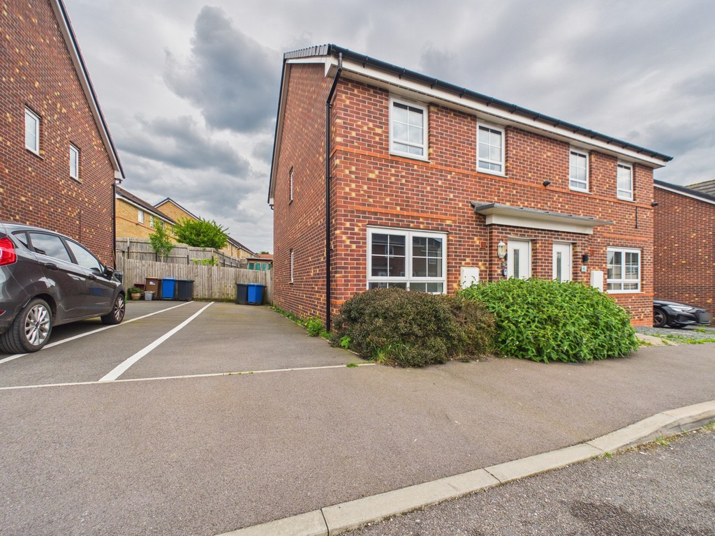 3 bed Semi Detached for rent in Staffordshire. From Martin & Co - Stoke on Trent