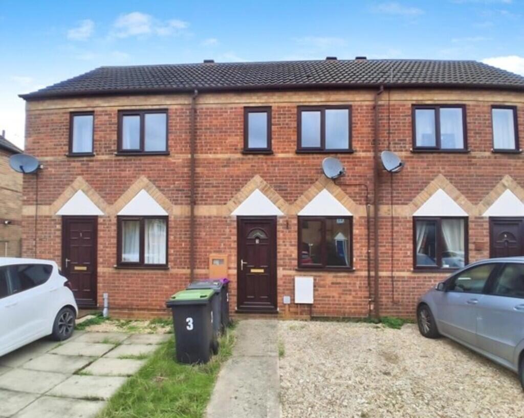 2 bed Mid Terraced House for rent in Sleaford. From Martin & Co - Grantham