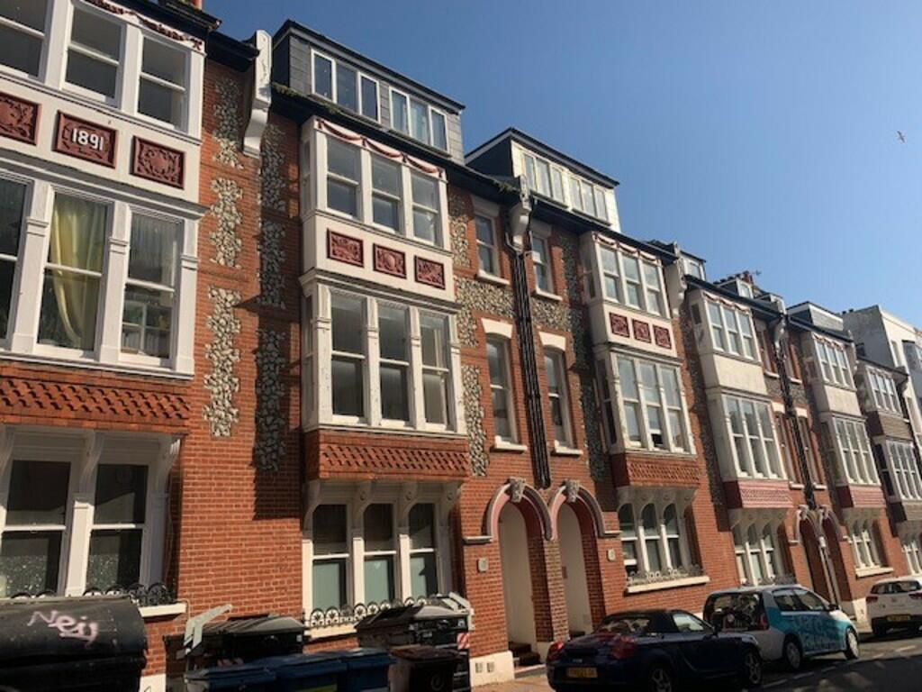 2 bed 1st Floor Flat for rent in Ovingdean. From Martin & Co - Brighton 2 bed 1st Floor Flat for rent in Ovingdean. From Martin & Co - Brighton