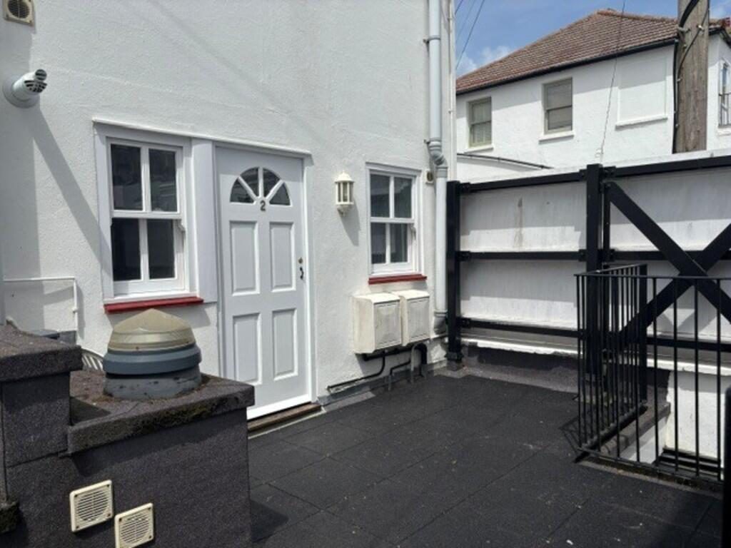 2 bed Annexe for rent in Ovingdean. From Martin & Co - Brighton
