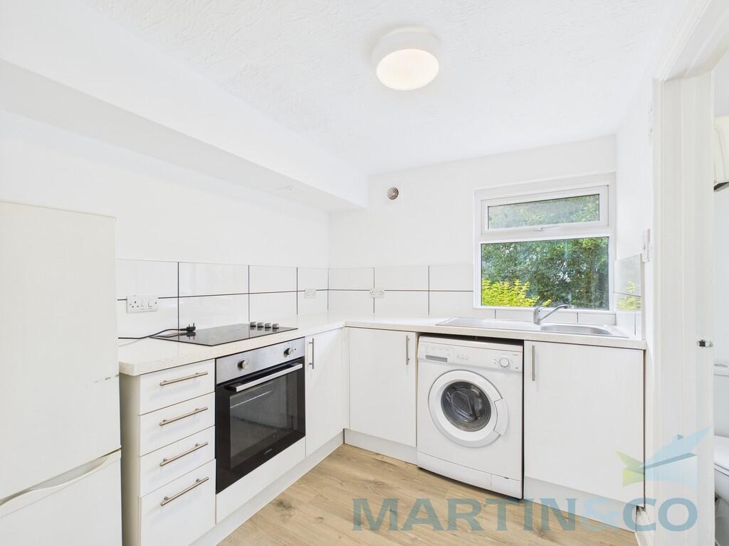 4 bed Studio for rent in Brighton and Hove. From Martin & Co - Brighton