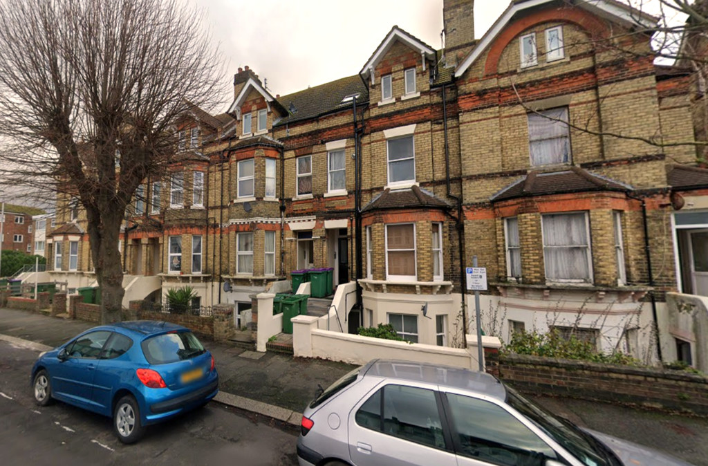 1 bed Ground Floor Flat for rent in Kent. From Martin & Co - Folkestone