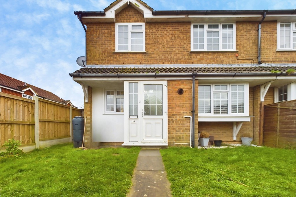 2 bed Semi Detached for rent in Folkestone, Kent. From Martin & Co - Folkestone