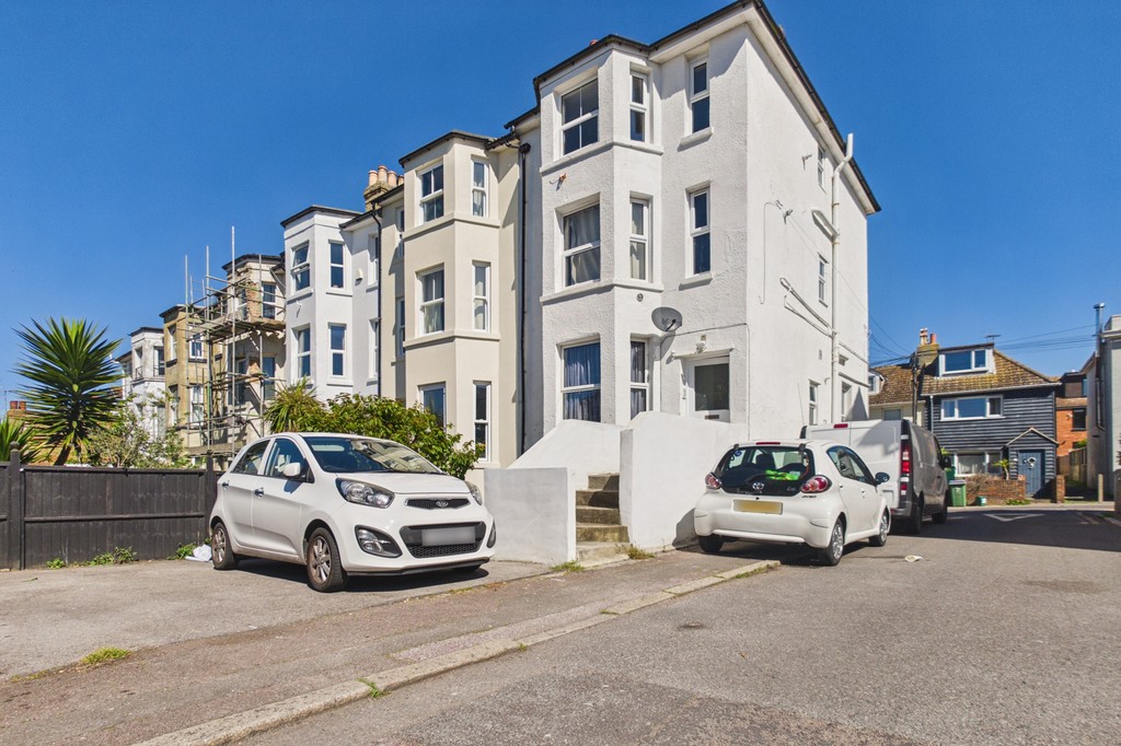 1 bed 1st Floor Flat for rent in Folkestone. From Martin & Co - Folkestone