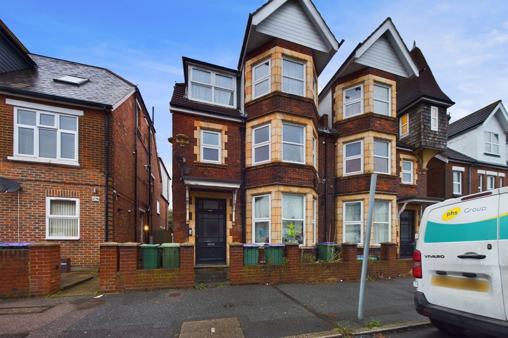 1 bed 1st Floor Flat for rent in Folkestone. From Martin & Co - Folkestone 1 bed 1st Floor Flat for rent in Folkestone. From Martin & Co - Folkestone