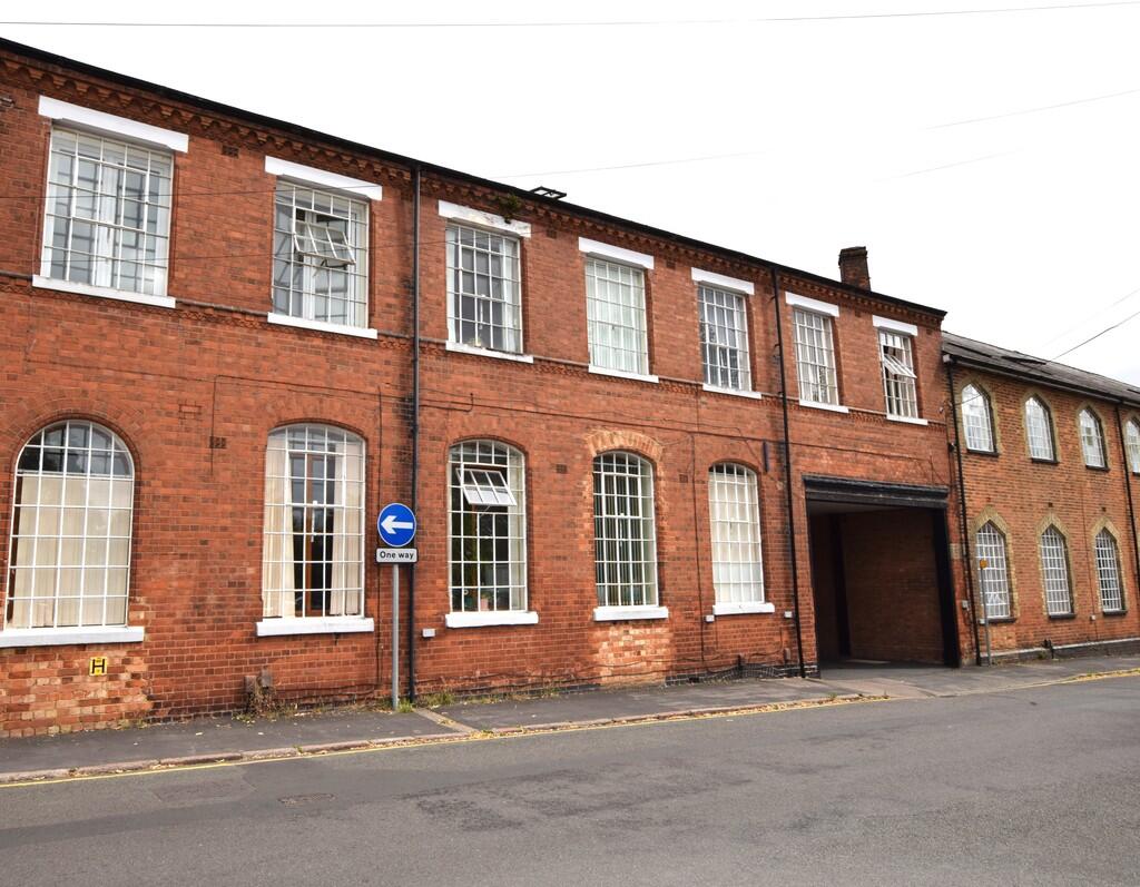 2 bed Apartment for rent in Hinckley. From Martin & Co - Hinckley & Nuneaton