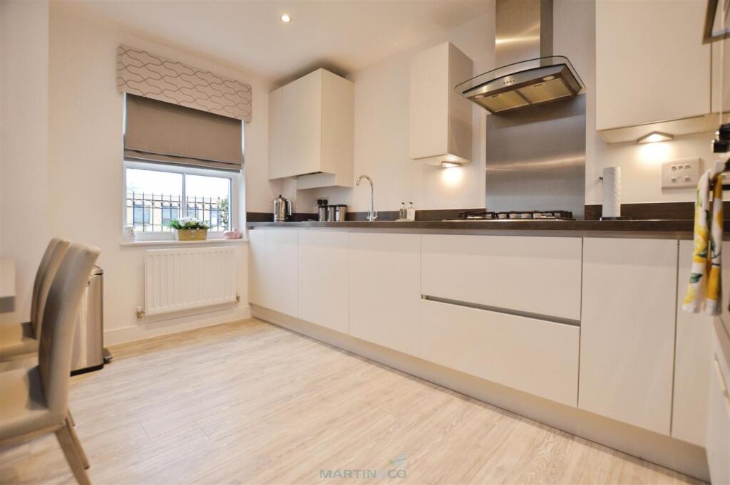 2 bed 1st Floor Flat for rent in Swanscombe. From Martin & Co - Medway 2 bed 1st Floor Flat for rent in Swanscombe. From Martin & Co - Medway