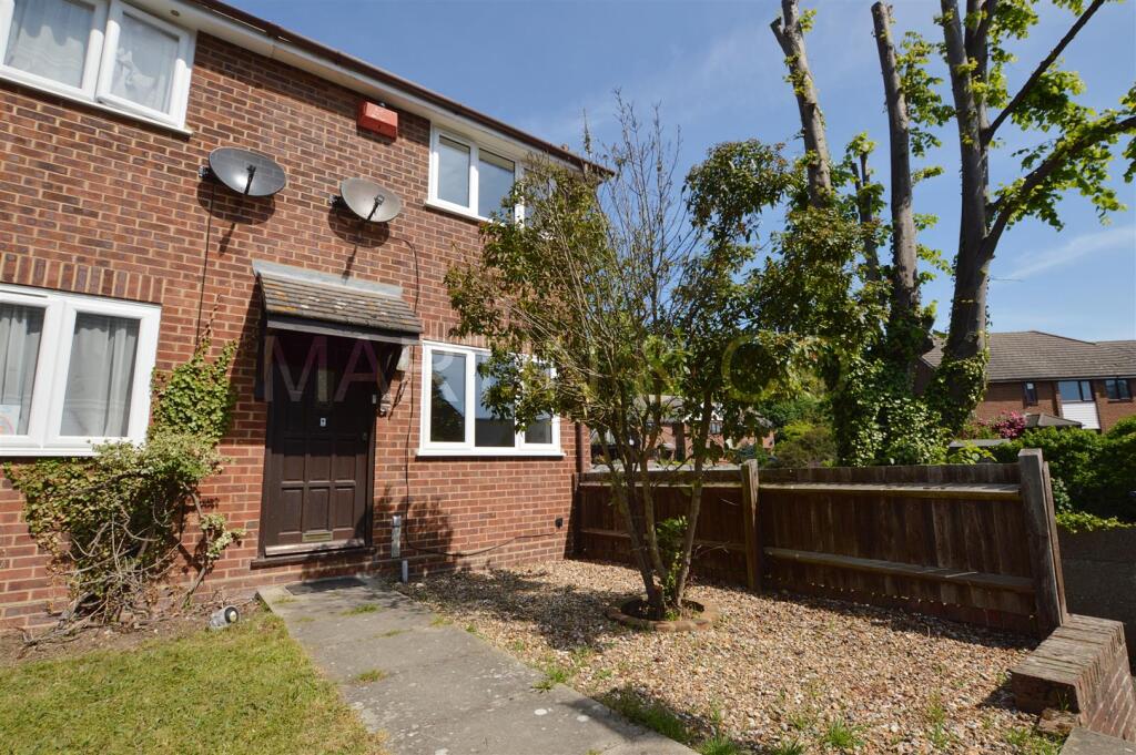2 bed Semi Detached for rent in Lower Upnor. From Martin & Co - Medway