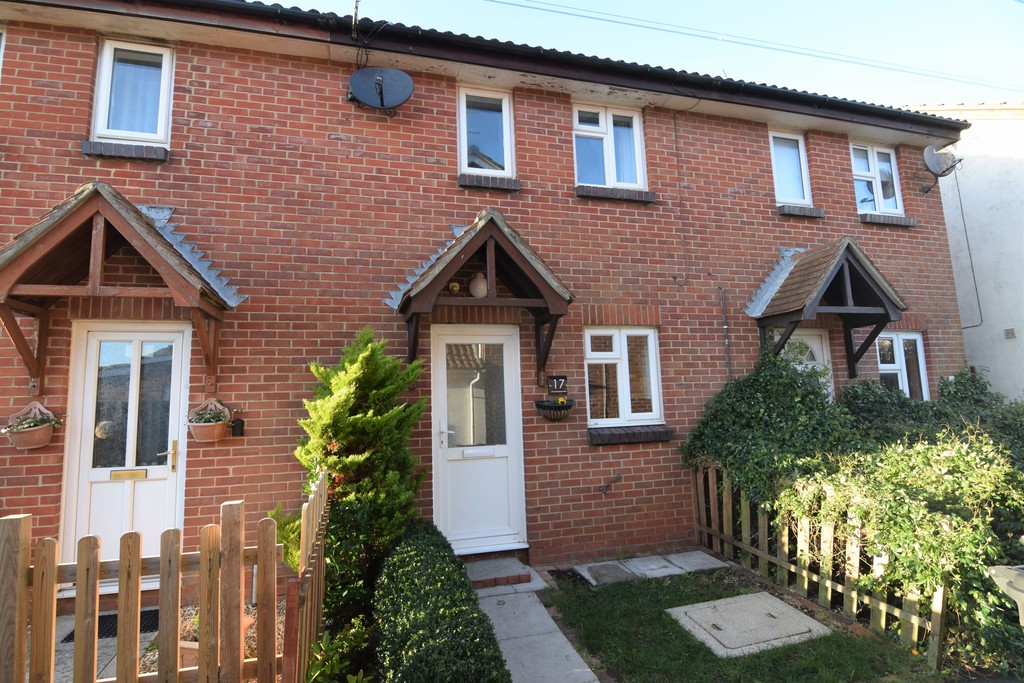 2 bed Mid Terraced House for rent in Dorset. From Martin & Co - Weymouth