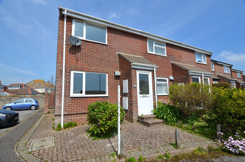 2 bed End Terraced House for rent in Weymouth. From Martin & Co - Weymouth