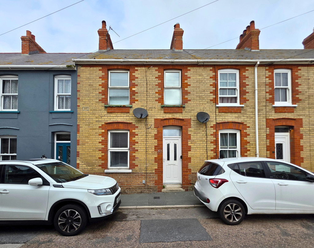 2 bed Mid Terraced House for rent in Weymouth. From Martin & Co - Weymouth