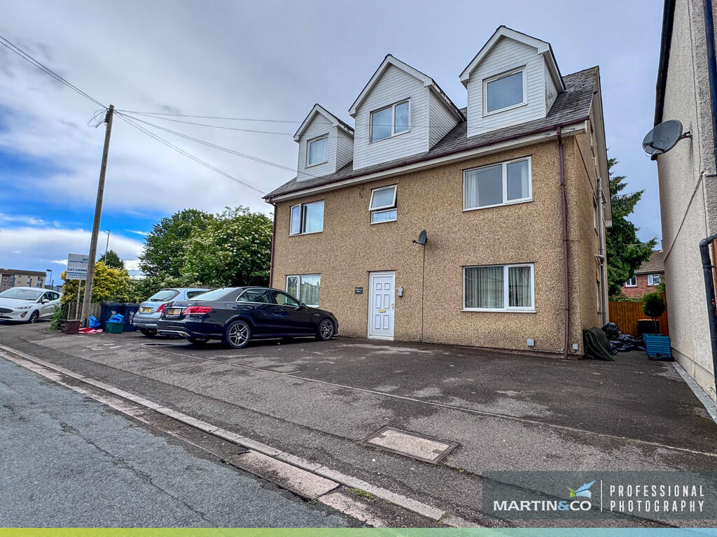 1 bed Apartment for rent in Newport. From Martin & Co - Newport