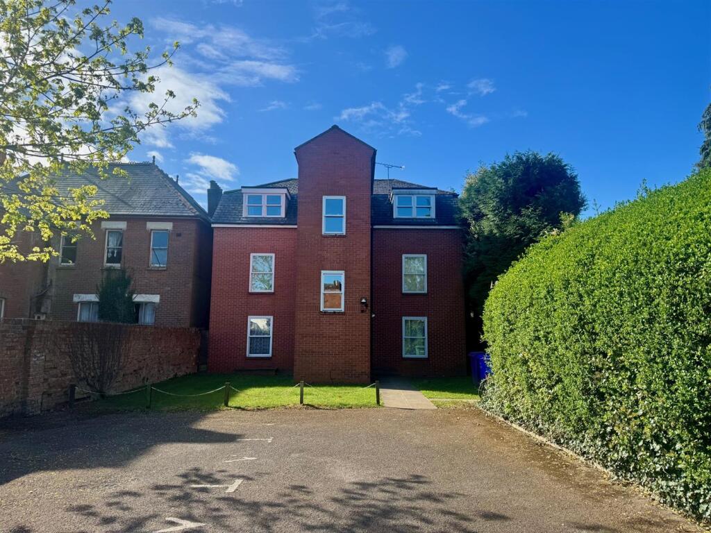1 bed Apartment for rent in Aldershot. From Martin & Co - Aldershot