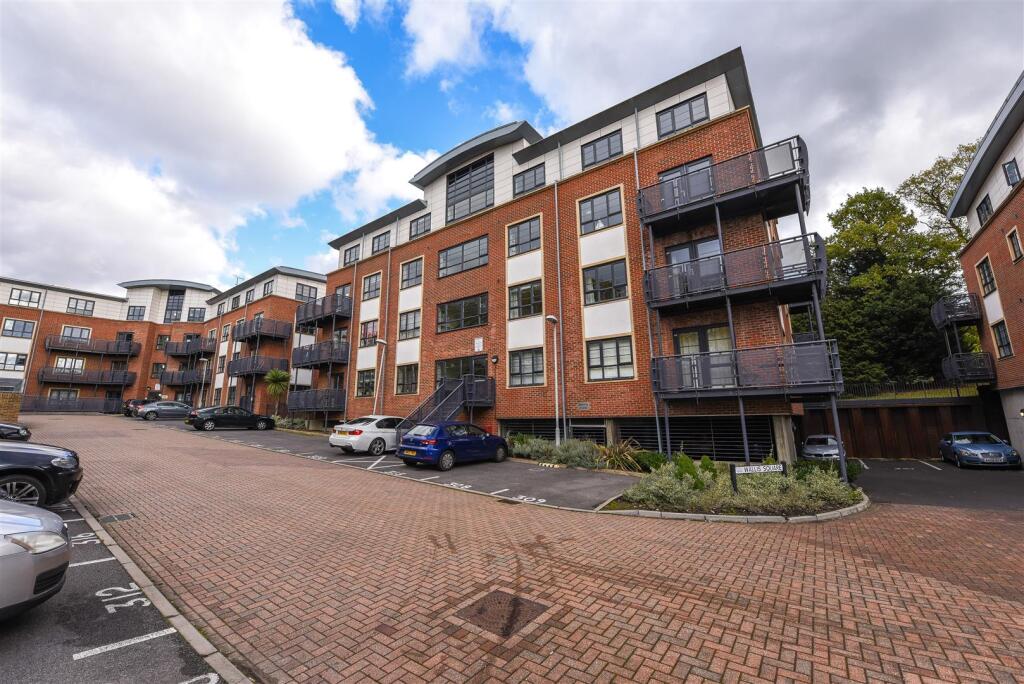 2 bed Apartment for rent in Farnborough. From Martin & Co - Aldershot 2 bed Apartment for rent in Farnborough. From Martin & Co - Aldershot