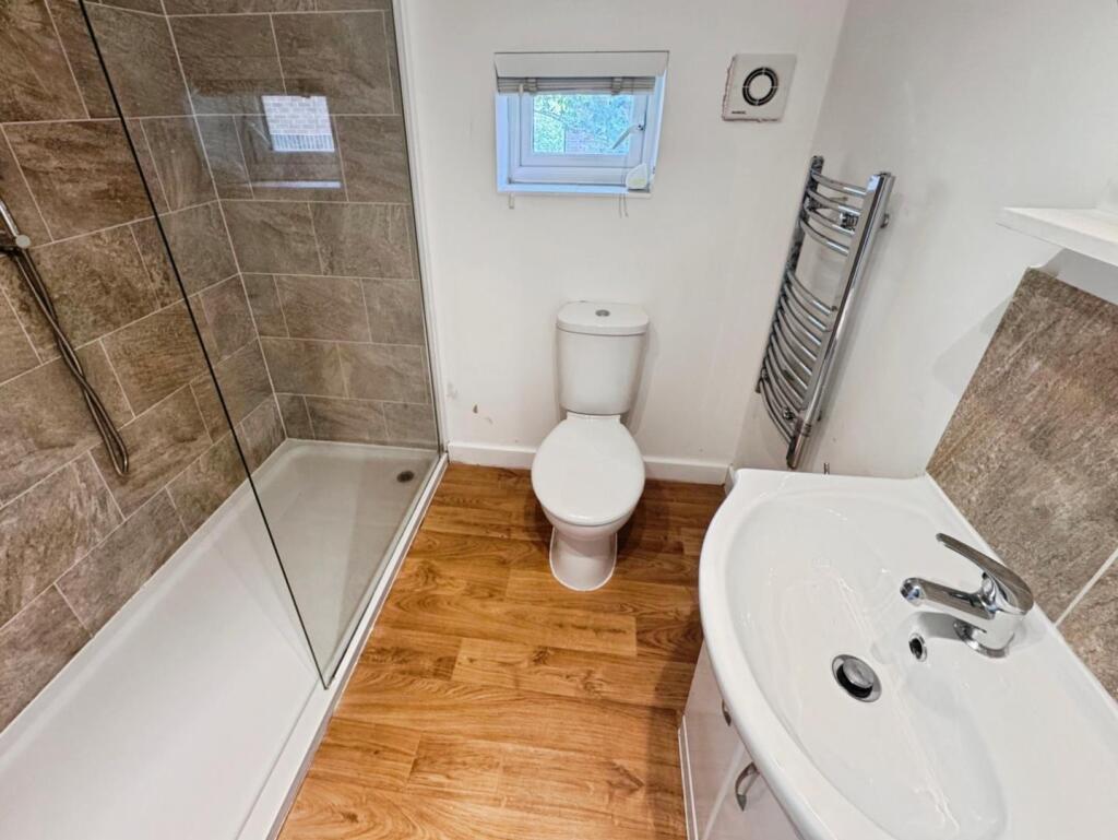 2 bed Barn Conversion for rent in Farnborough. From Martin & Co - Aldershot