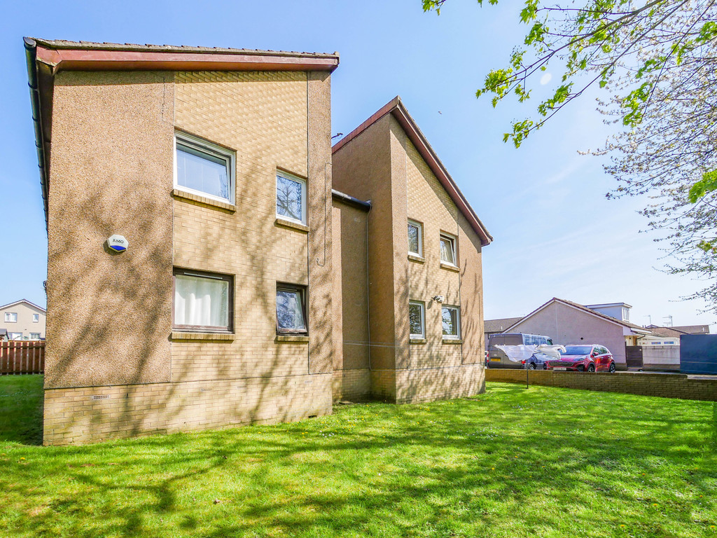 1 bed Ground Floor Flat for rent in .. From Martin & Co - Dundee