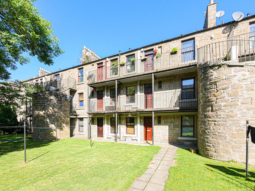 2 bed Ground Floor Flat for rent in Angus. From Martin & Co - Dundee
