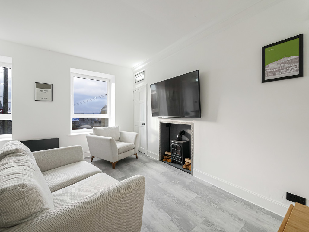 1 bed 1st Floor Flat for rent in Inveraldie. From Martin & Co - Dundee