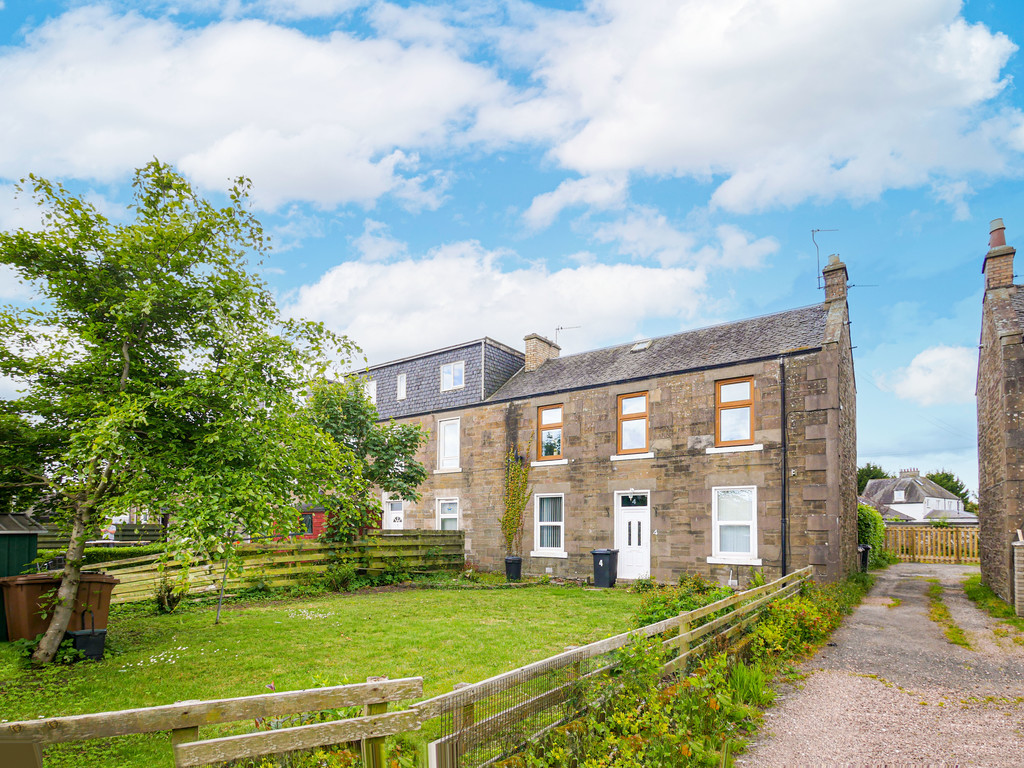 2 bed Apartment for rent in .. From Martin & Co - Dundee