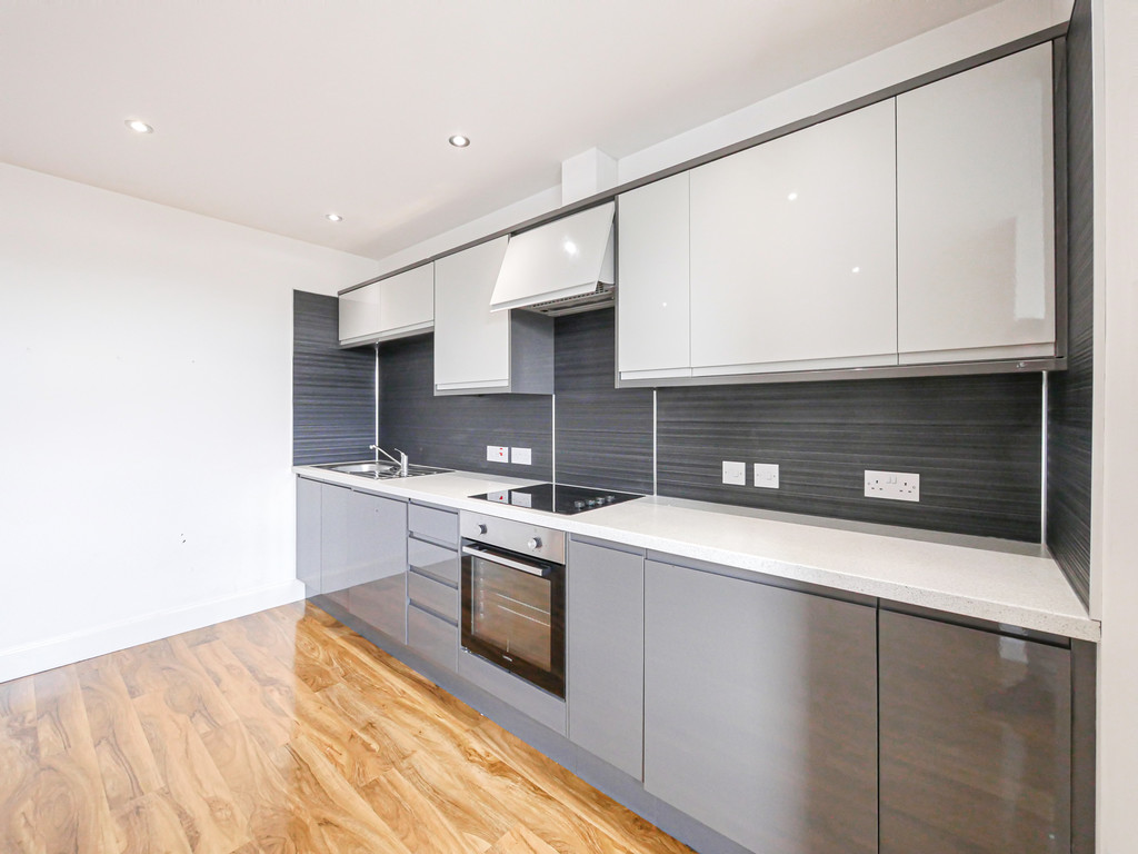 2 bed Apartment for rent in Scotland. From Martin & Co - Dundee
