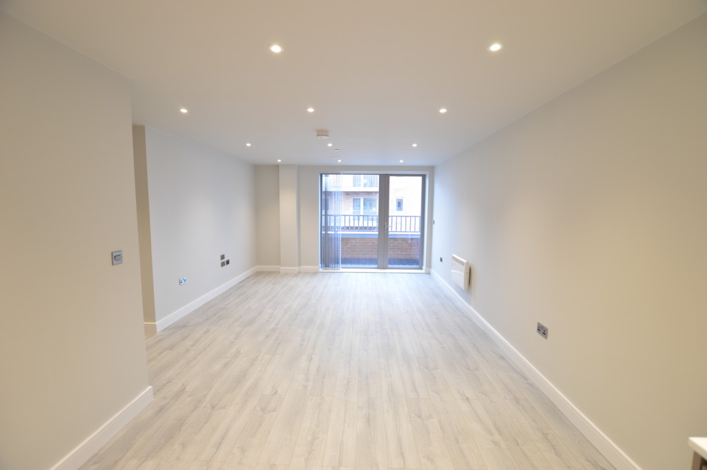 2 bed Apartment for rent in Farnham Royal. From Martin & Co - Slough