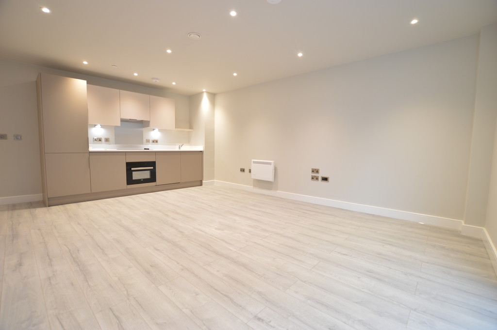 1 bed Apartment for rent in Berkshire. From Martin & Co - Slough