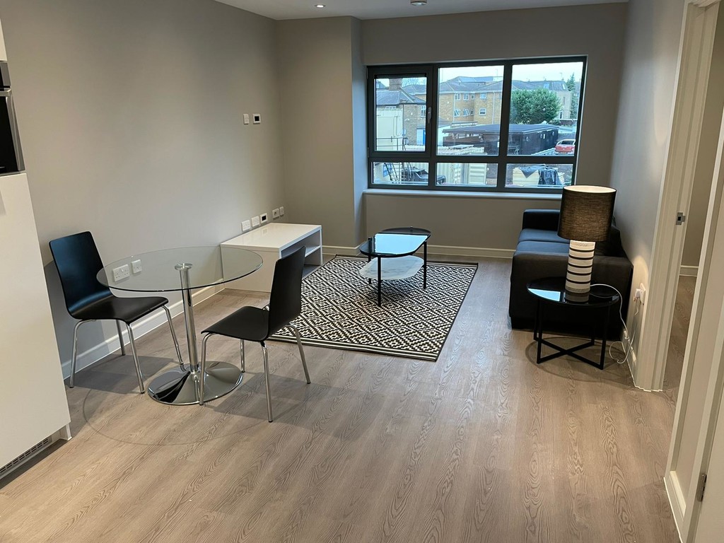 1 bed Apartment for rent in Hounslow . From Martin & Co - Slough