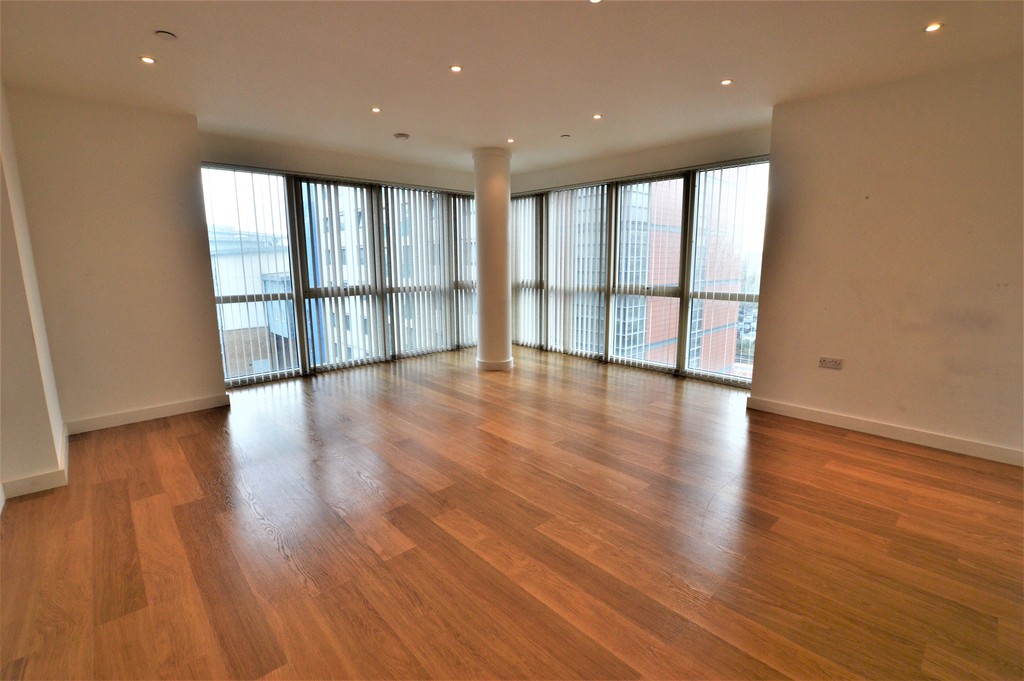 2 bed Apartment for rent in Berkshire. From Martin & Co - Slough