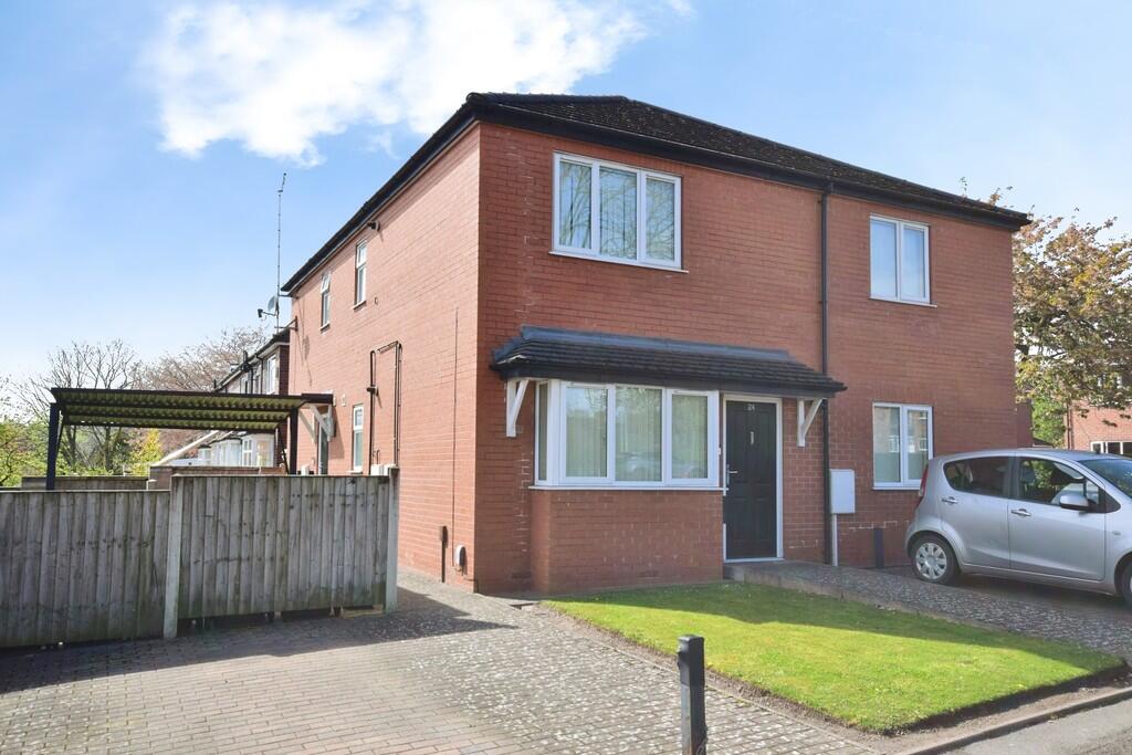 1 bed 1st Floor Flat for rent in Hanchurch. From Martin & Co - Stoke On Trent