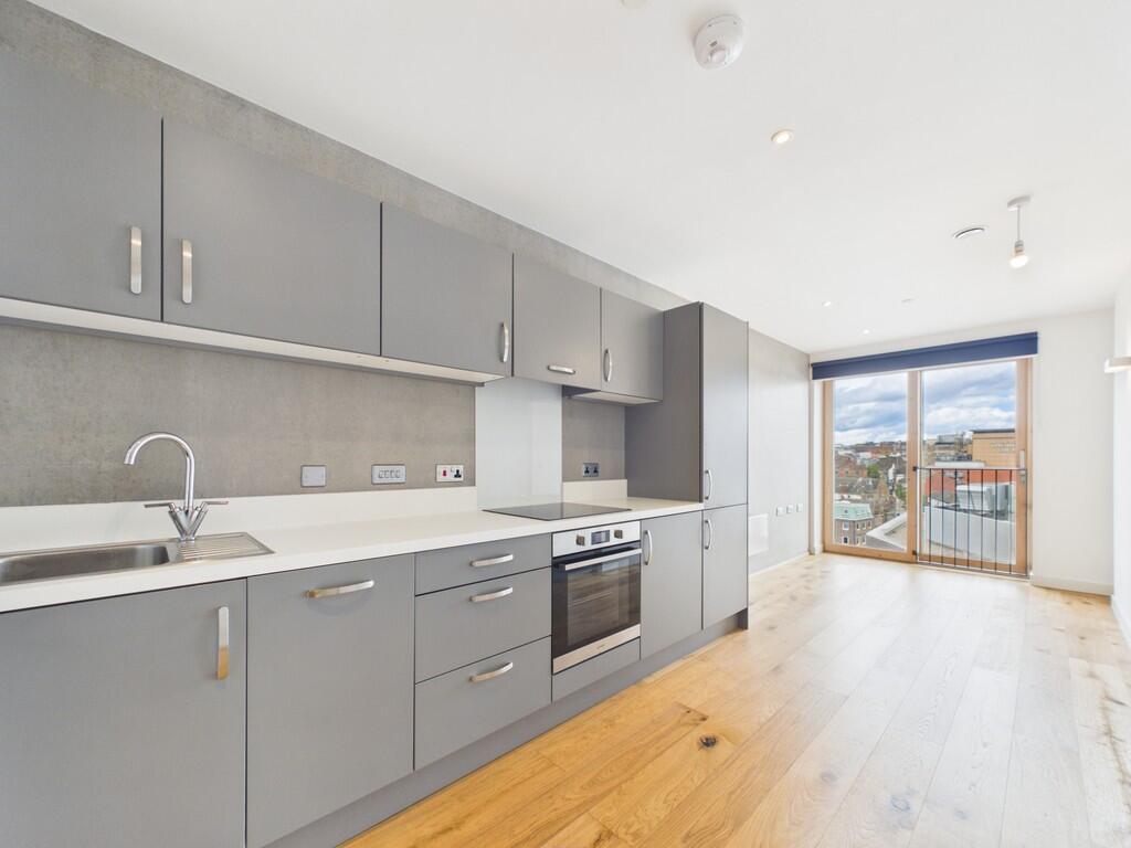 4 bed Studio for rent in Stoke-on-Trent. From Martin & Co - Stoke On Trent